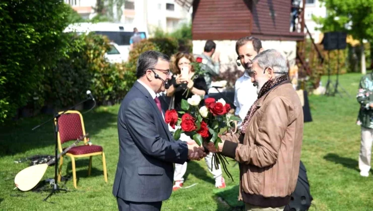 Altıeylül ilçesinde gerçekleştirilen ‘Görkemli Hatıralar’ programı