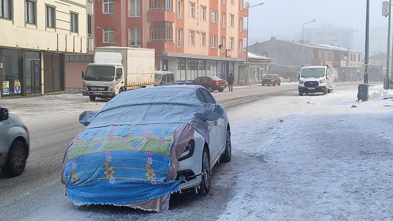 Ardahan buz kesti: Sıcaklık eksi 22’ye düştü