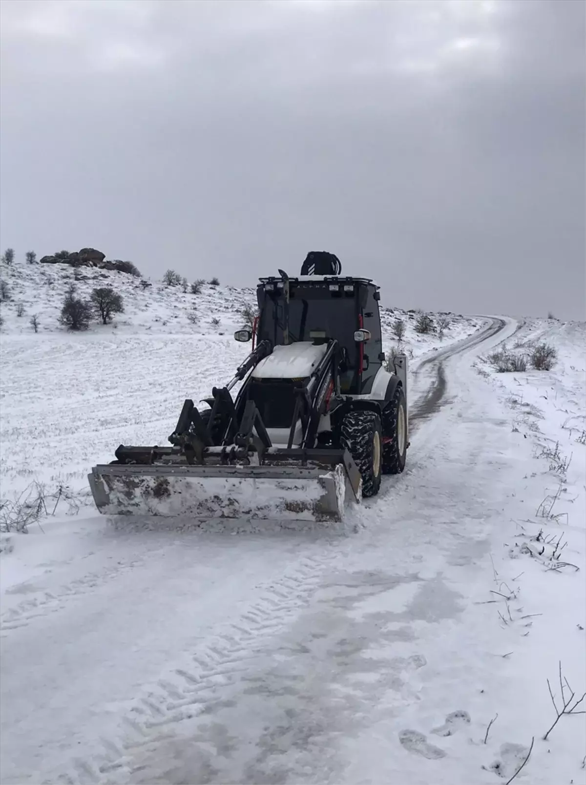 Elazığ’da kar nedeniyle 59 yol kapandı